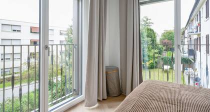 Modern Wiedikon 2br w/ Storage & W/D, nr Transport, by Blueground