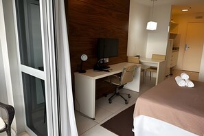 1 bedroom, iron/ironing board, free WiFi