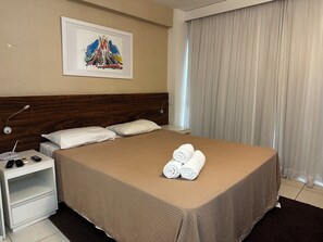 1 chambre, literie de qualité supérieure, bureau