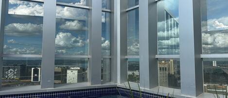 公寓 | 游泳池 | 室外游泳池