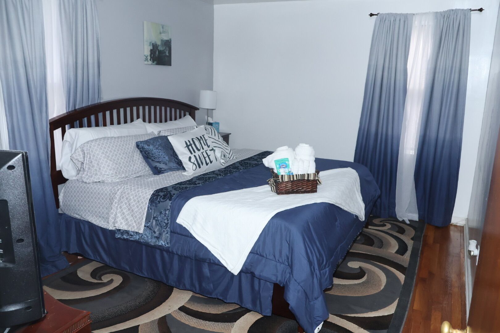 3 Schlafzimmer, Schreibtisch, Bügeleisen/Bügelbrett, Reisekinderbett