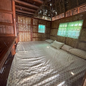 4 chambres, fer et planche à repasser, Wi-Fi, draps fournis