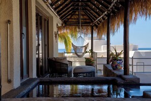 Pool - Infiniti Pool-View of Arch, Oceanview-Walk to Beach, Cape Hotel, Close to Dwntn  (Cabo San Lucas)