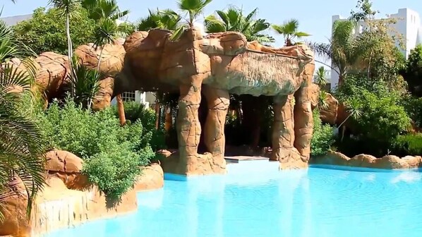 Pool - Stunning Spacious One Bed in Delta Sharm (Sharm El Sheikh)
