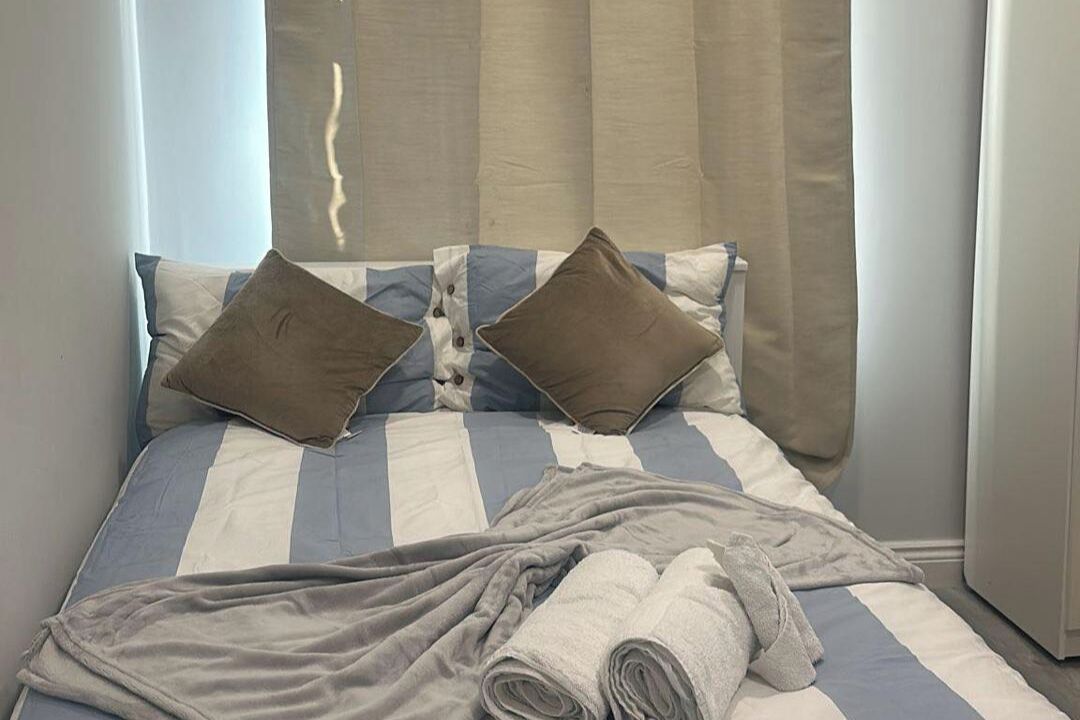 Fer et planche à repasser, Wi-Fi