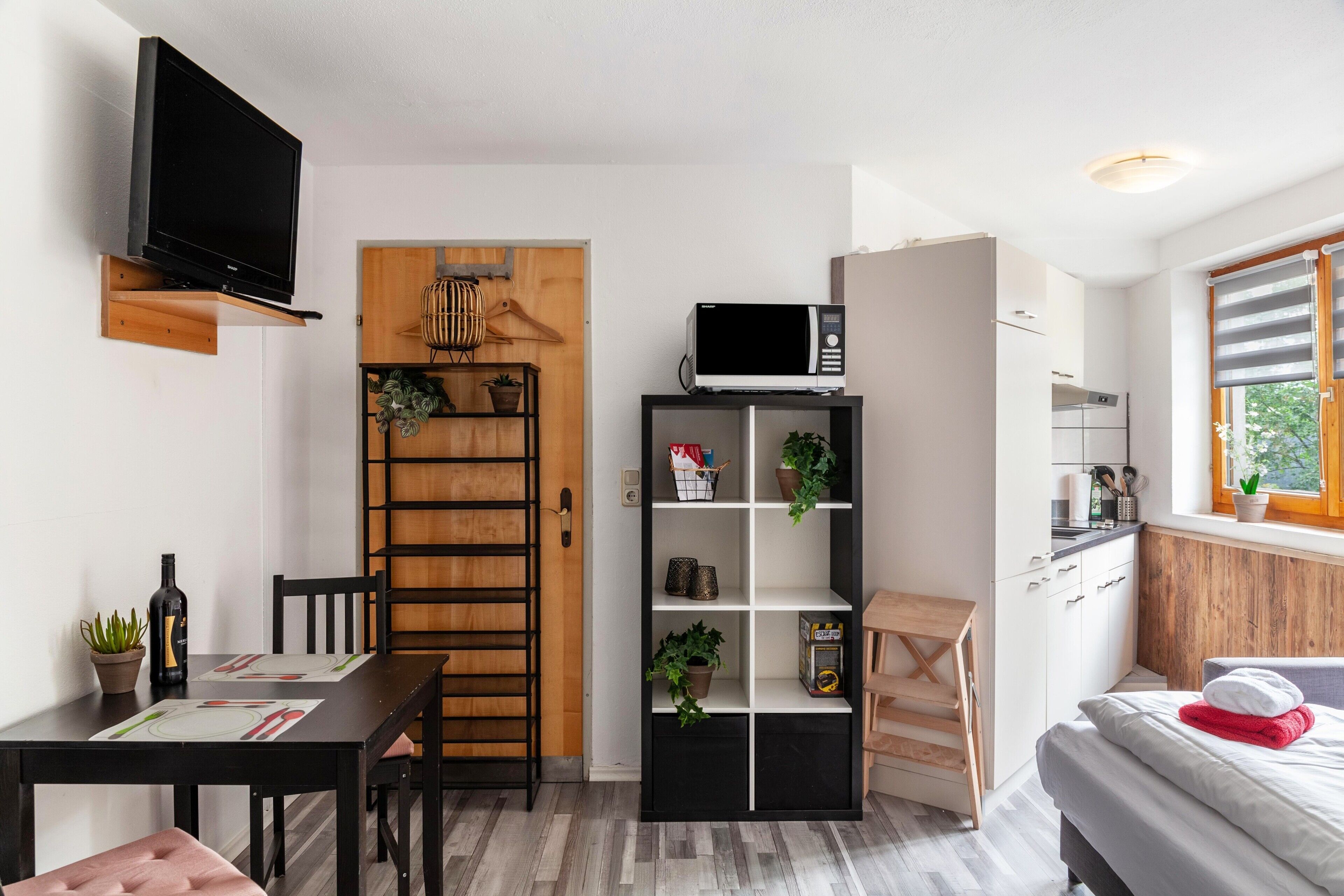 1 bedroom, free WiFi, bed sheets