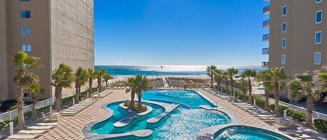 Piscine couverte