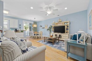 Smart TV, video games - Coastal Gem w/ Lazy River, Swim-Up Bar & Arcade! (North Myrtle Beach)