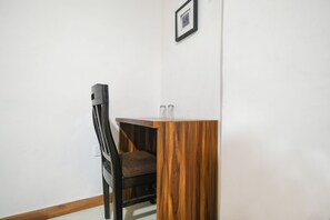 Free WiFi - Hotel Holiday (Indore)