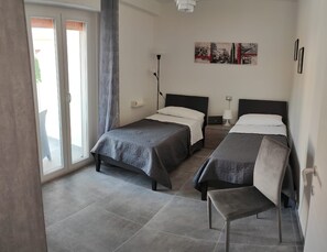 2 bedrooms, iron/ironing board, free WiFi, bed sheets - Renovated apartment for unforgettable moments of relaxation sea and culture (Cefalù)