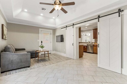 Main House at Cherry Street 4bdr