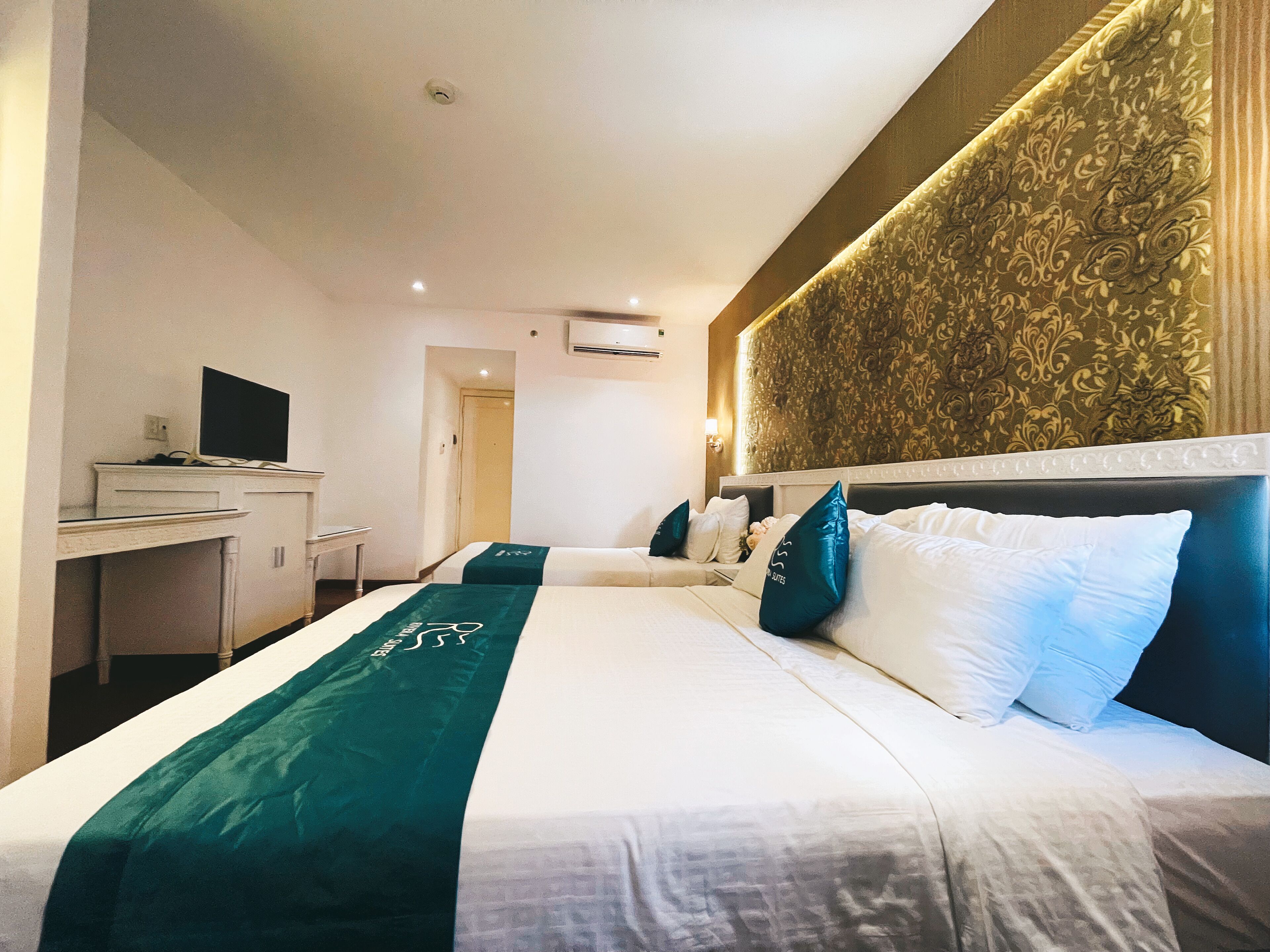 Superior Triple Room