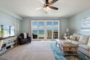 Smart TV - Sweet 5 Pool Resort Condo! Ocean & Beach Views! (Panama City Beach)