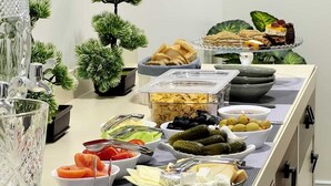 Komplett frokost er inkludert hver dag