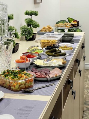 Free daily full breakfast - River Boutique Hotel (Khelvachauri)