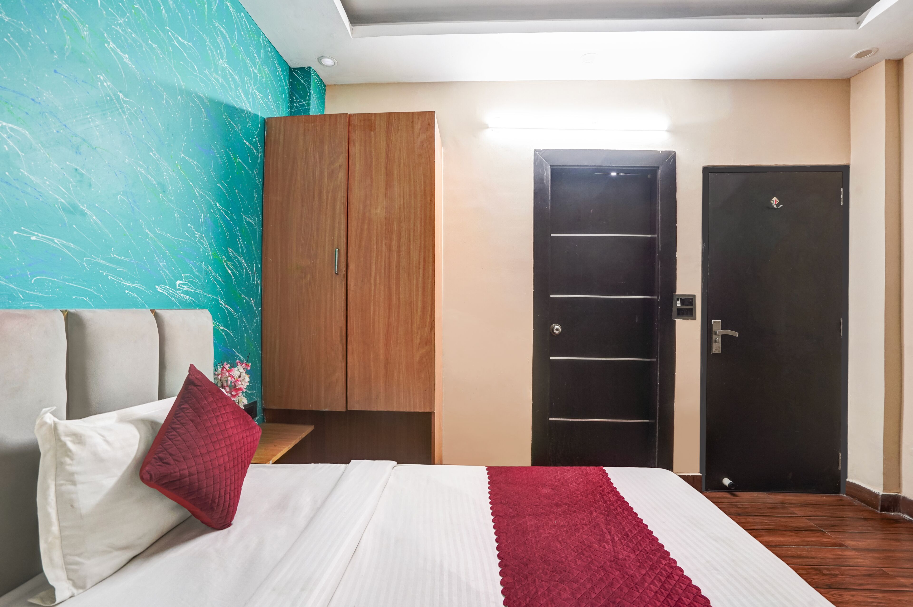 Foto - Hotel Twamev Couple Friendly Laxmi Nagar