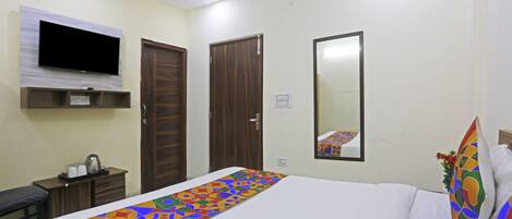 Deluxe Double Room | Premium bedding, down duvets, minibar, laptop workspace