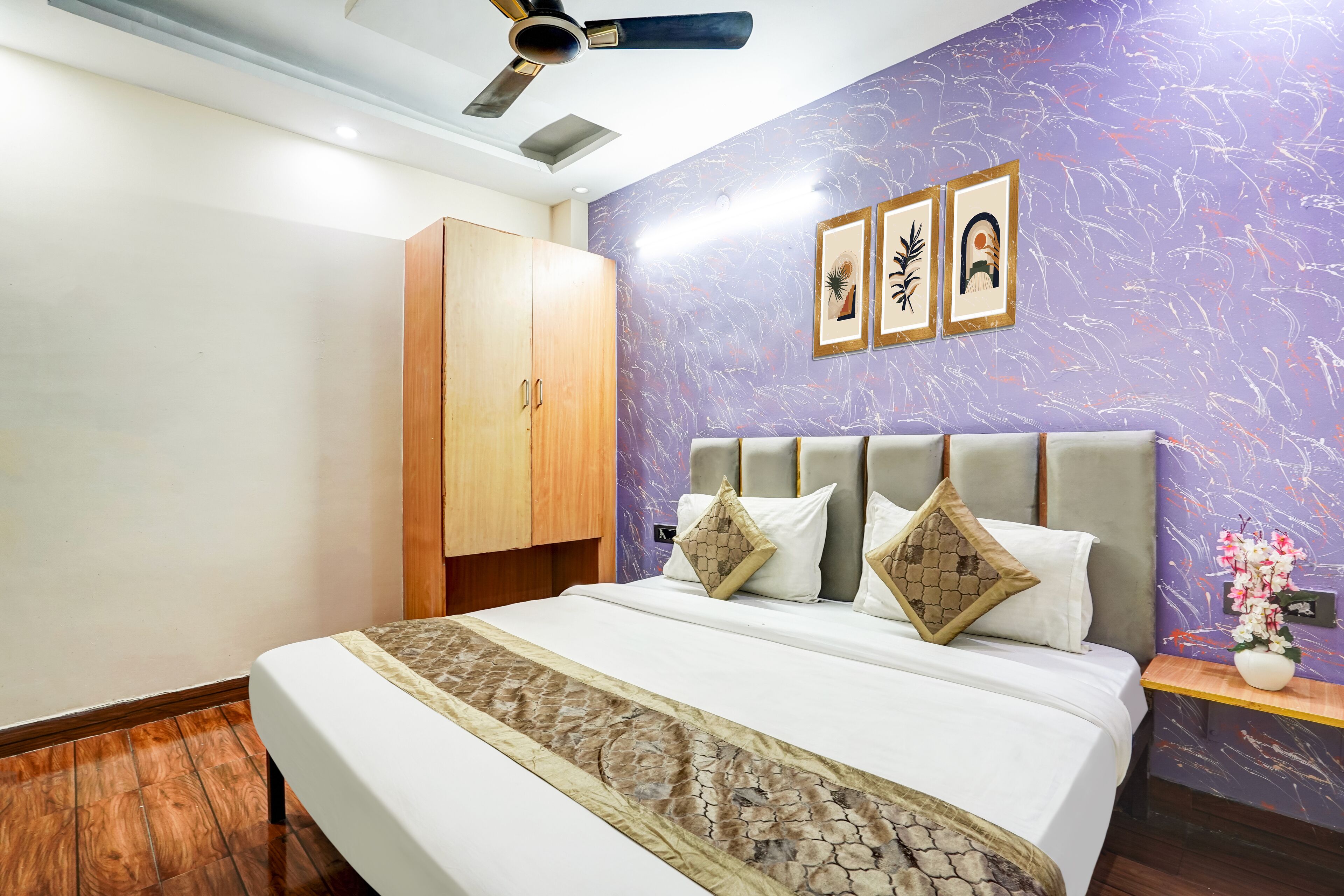 Foto - Hotel Twamev Couple Friendly Laxmi Nagar
