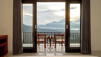 Svit Deluxe - utsikt mot bergen | 1 sovrum, skrivbord, gratis wi-fi och sängkläder