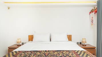Suite, Mountain View | 1 bedroom, desk, free WiFi, bed sheets