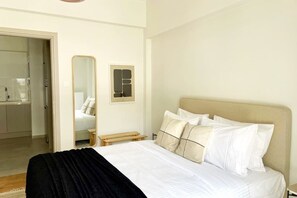 1 habitación, escritorio, tabla de planchar con plancha y wifi gratis 