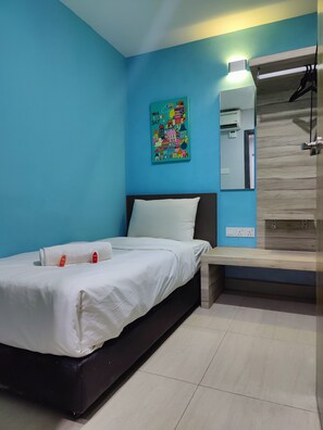 Yhden hengen huone, jaettu kylpyhuone | Ilmainen Wi-Fi, vuodevaatteet