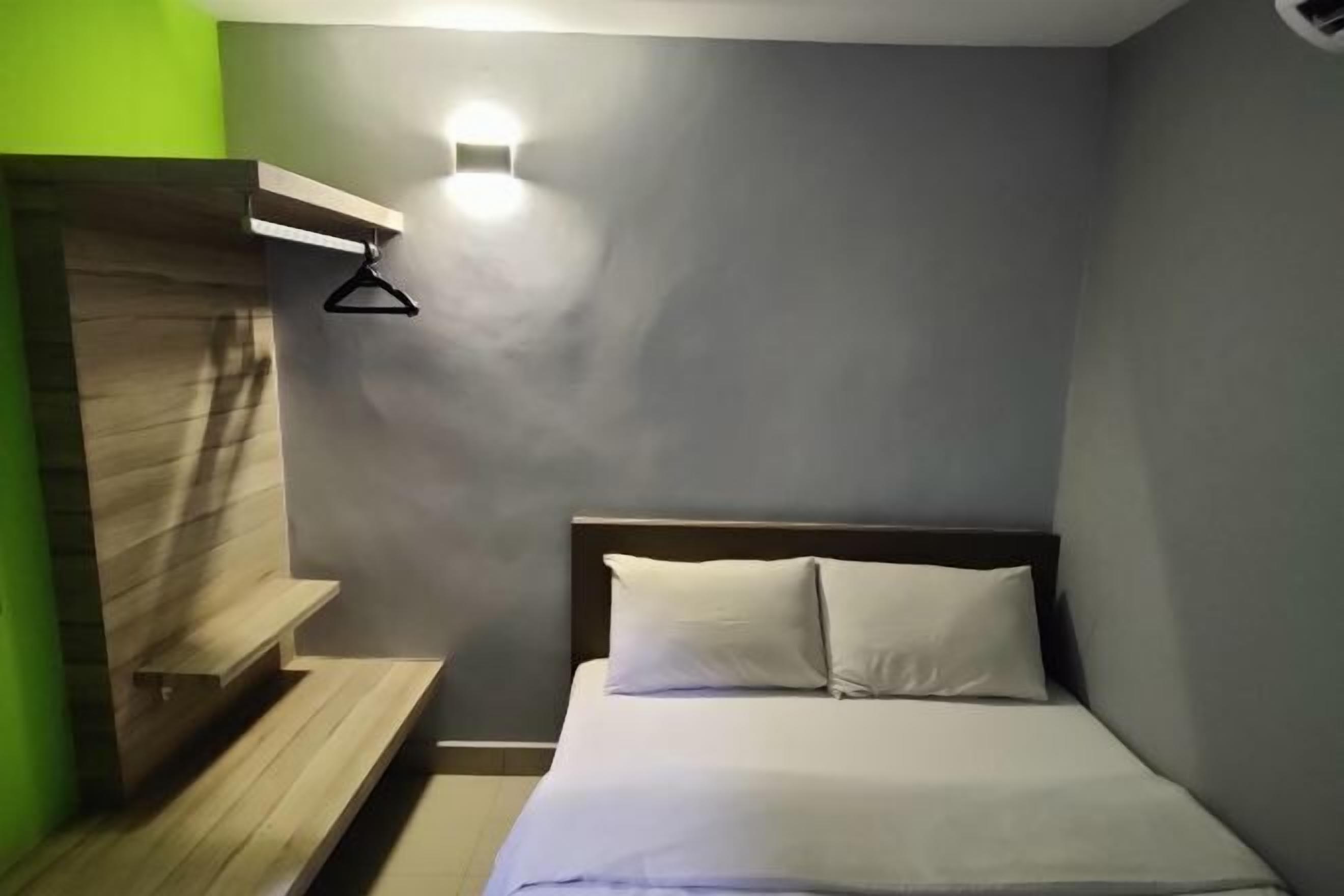 免费 WiFi、床单