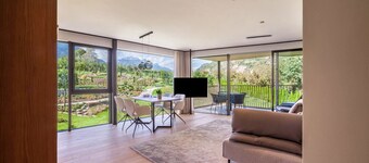 Appartamento "Natur Romantik Annalena" con vista sulle montagne, terrazza privata e Wi-Fi