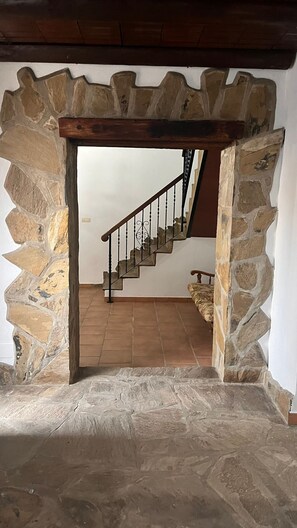 Interior - Country House 'Cortijo Borreguero' with Mountain View, Private Pool and Wi-Fi (Villanueva del Trabuco)