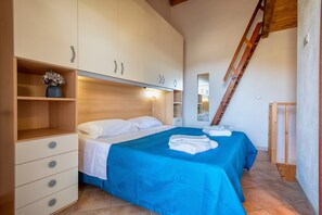 1 habitación y ropa de cama 