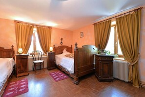 1 bedroom, iron/ironing board, WiFi - Cottage "Les Pruniers" with Shared Garden & Wi-Fi (Orbey)