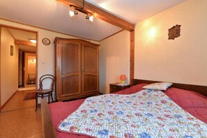 2 Schlafzimmer, Bügeleisen/Bügelbrett, kostenloses WLAN