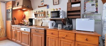 Cottage "Les Hirondelles" with Mountain View, Shared Garden & Wi-Fi