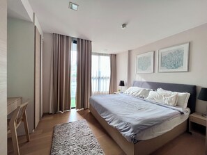 1 bedroom, desk, iron/ironing board, free WiFi - Low Rise; Relax Atmosphere; Airport Pickup (Krung Thep Maha Nakhon)