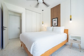 1 habitación, tabla de planchar con plancha, wifi y ropa de cama 