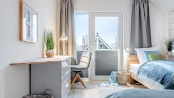 2 bedrooms, iron/ironing board, travel crib, free WiFi