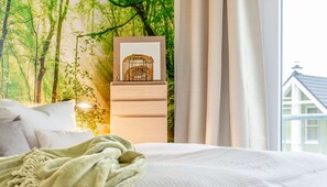2 bedrooms, iron/ironing board, travel cot, free WiFi