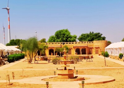 Foxoso Luxury Camps