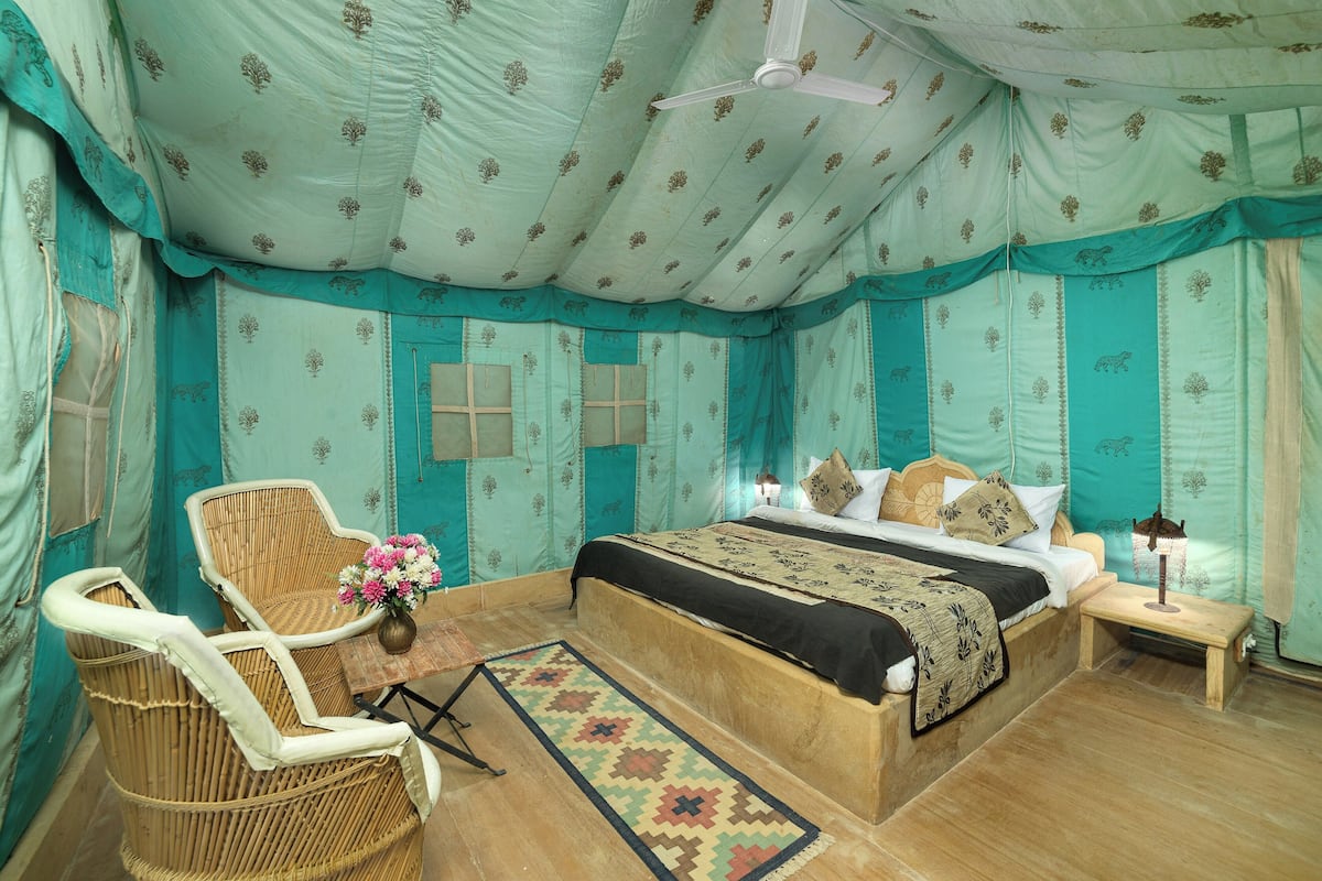 Luxe tent | 1 slaapkamer, een strijkplank/strijkijzer, gratis wifi