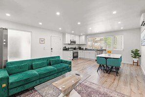 Televisio, työhuone