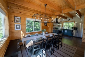 Dining - Cozy Cabin Close to Lake Cascade w/ Hot Tub (Cascade)