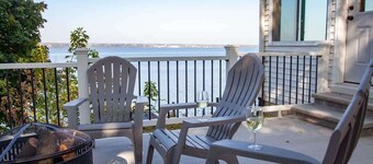 Lakeside Landing Dock, Fire Pit and Boat Rental