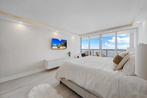 3 bedrooms, desk, iron/ironing board, WiFi