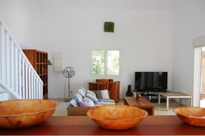 Smart TV, video games