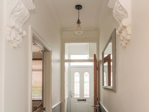 18 Acklington Road