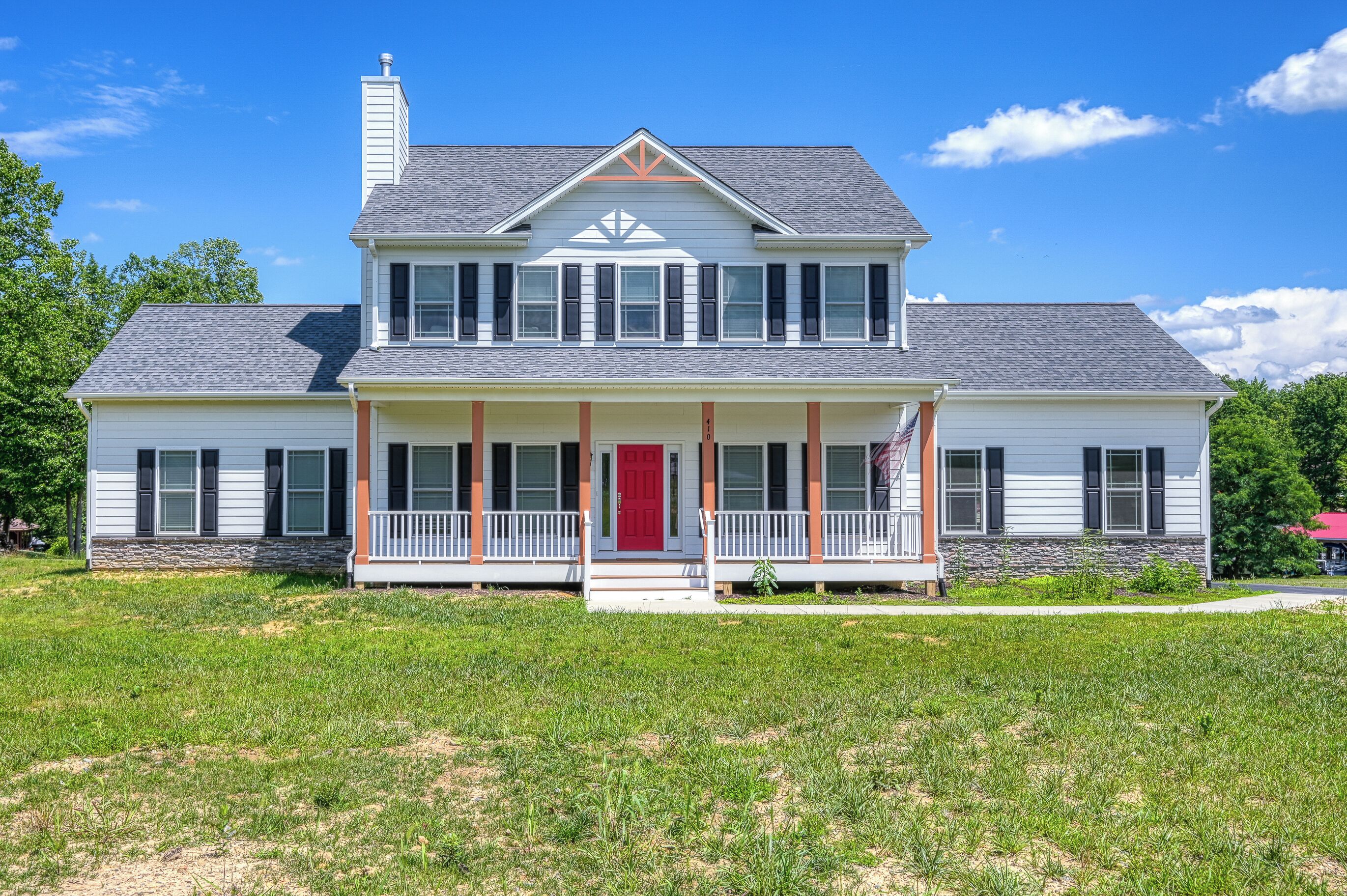 Red Door on the Lake- Newly Constructed Waterfront Home w/ Private Sand Beach