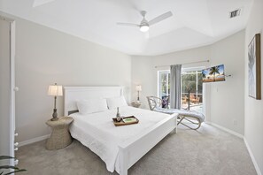 3 chambres, fer et planche à repasser, Wi-Fi, draps fournis