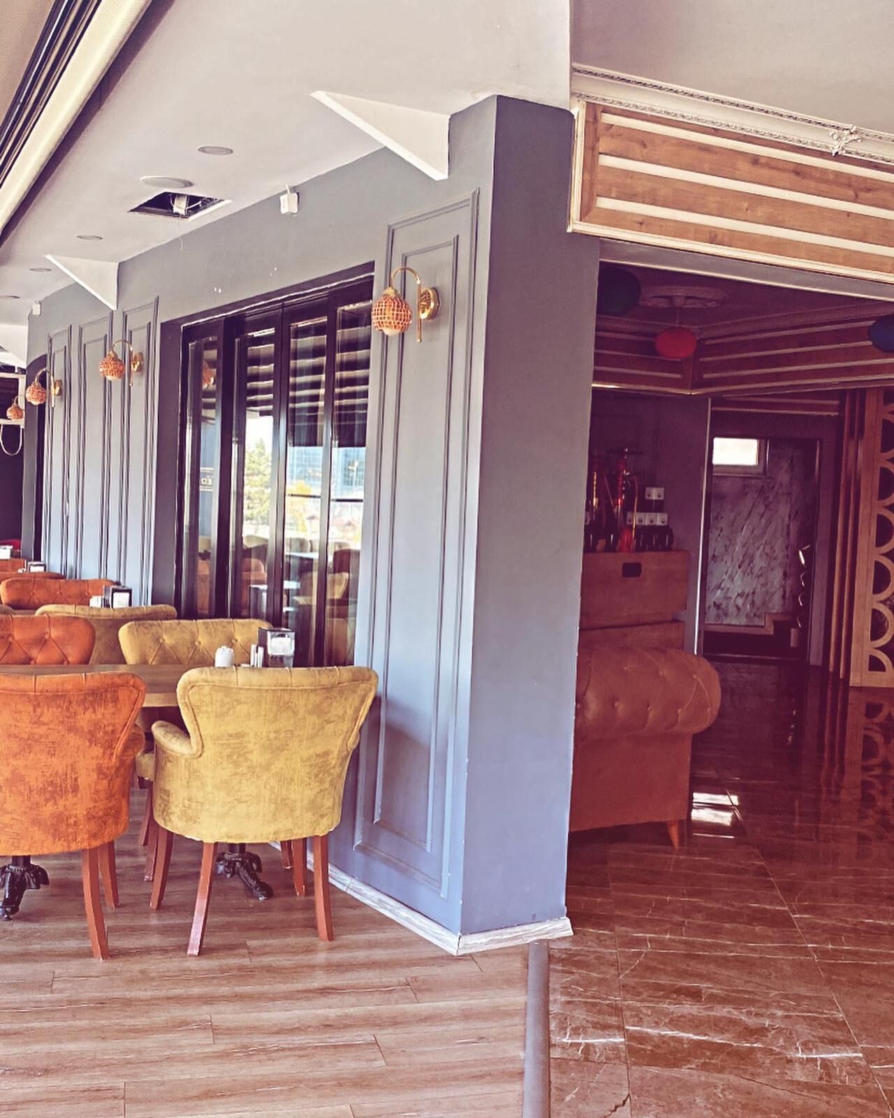 Daily buffet breakfast (TRY 200 per person)