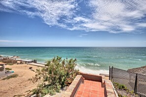 On the beach - Casa de la Playa Barry Happy, perfect for family, oceanfront views, gameroom (Puerto Peñasco Centro)