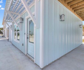 تفاصيل الفندق من الخارج